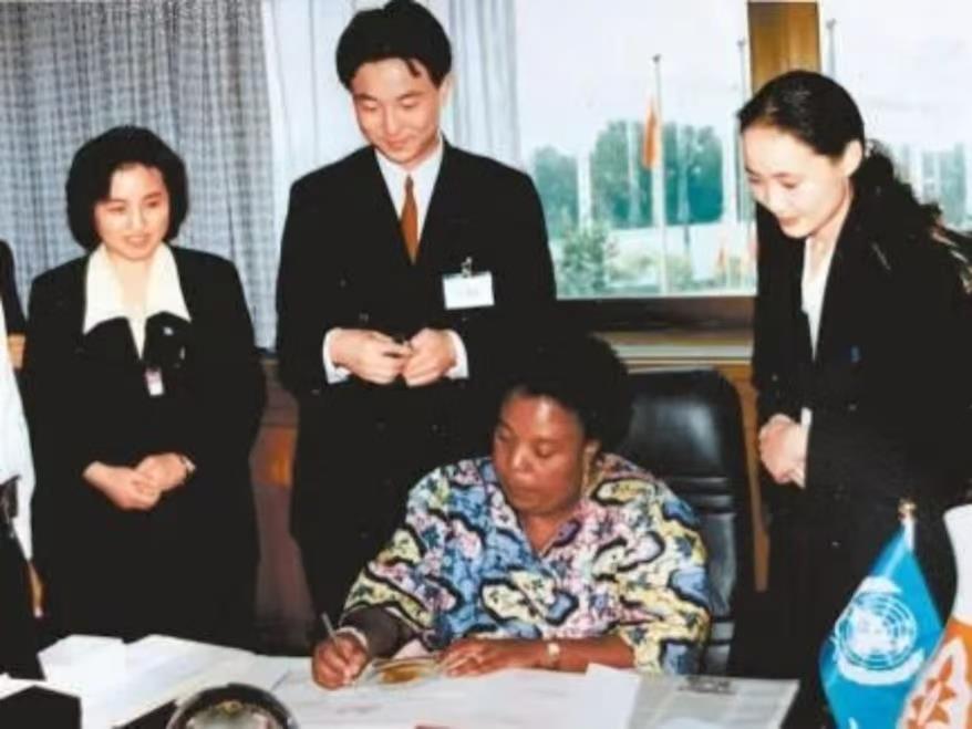 df07d216e0ef6b9ec4683a4033379004